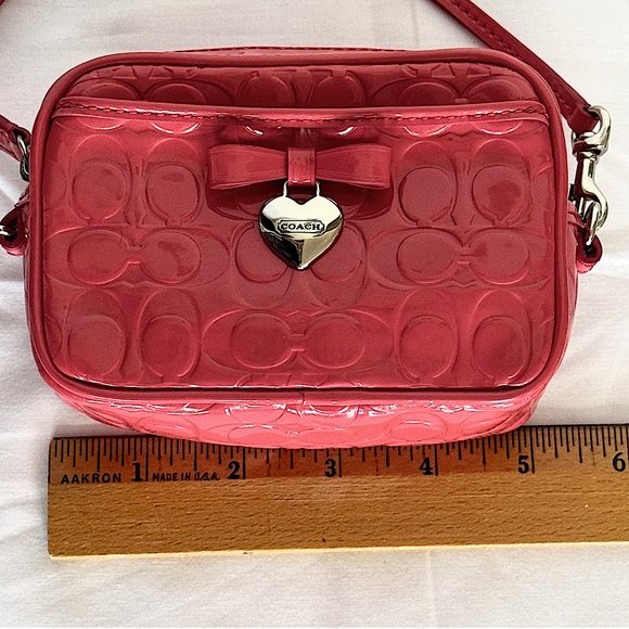 COACH Embossed Liquid Gloss East/West Multi Pouch, Coral Pink & Silver NWOT - Picture 7 of 12